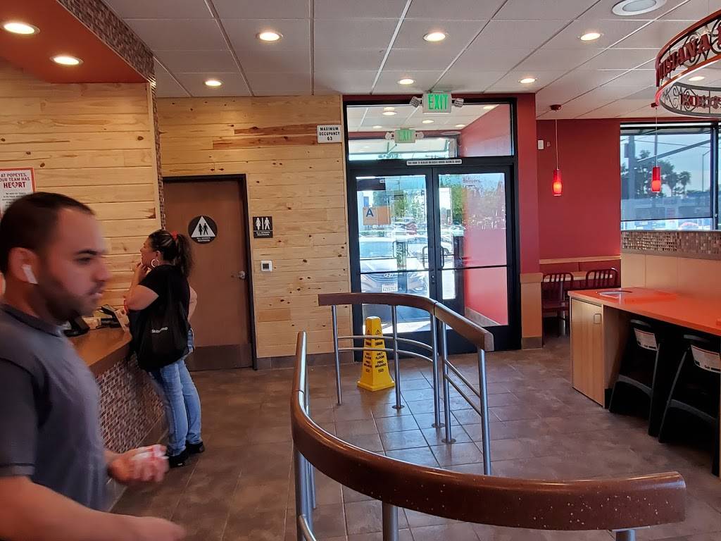 Popeyes Louisiana Kitchen | restaurant | 1950 W Whittier Blvd, La Habra, CA 90631, USA | 5624480477 OR +1 562-448-0477