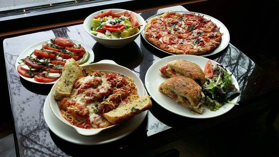 Domani Restaurant and Pizzeria | restaurant | 1515 Queen Anne Ave N, Seattle, WA 98109, USA | 2068122222 OR +1 206-812-2222