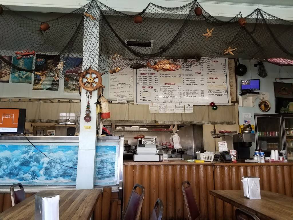 Harbor Light Restaurant-Market | restaurant | 748 Tuna St, San Pedro, CA 90731, USA | 3108325485 OR +1 310-832-5485