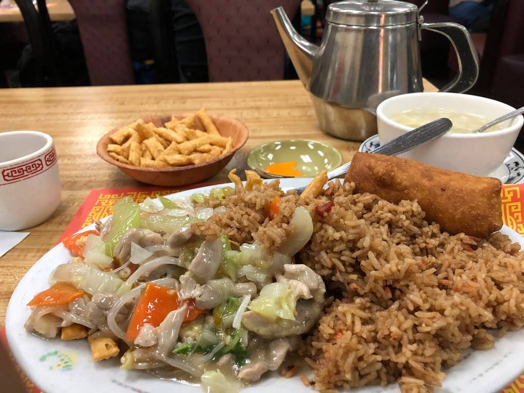 Lees Villa | restaurant | 152 Lawrence St, Brooklyn, NY 11201, USA | 7188551818 OR +1 718-855-1818