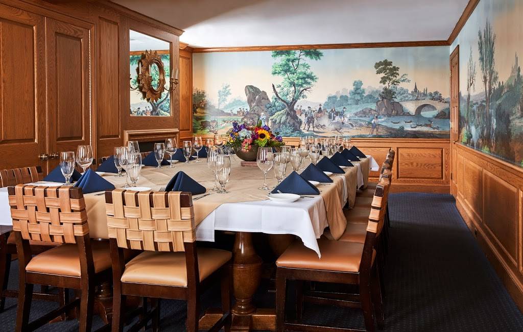 Blue Bell Inn | restaurant | 601 W Skippack Pike, Blue Bell, PA 19422, USA | 2156462010 OR +1 215-646-2010