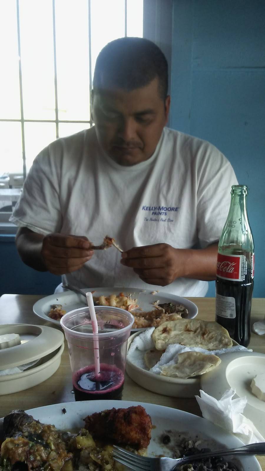 Marthitas | restaurant | 1401 Egbert Ave, San Francisco, CA 94124, USA | 4158749235 OR +1 415-874-9235