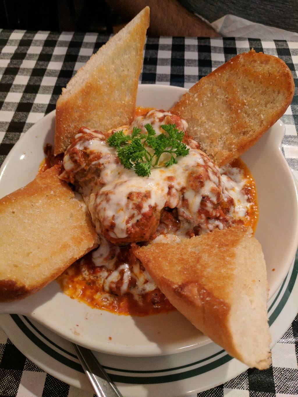 Buddys Pizza | restaurant | 17125 Conant St, Detroit, MI 48212, USA | 3138929001 OR +1 313-892-9001