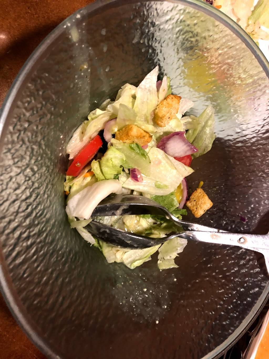 Olive Garden Italian Restaurant | meal takeaway | 4070 E Blue Grass Rd, Mt Pleasant, MI 48858, USA | 9897720007 OR +1 989-772-0007