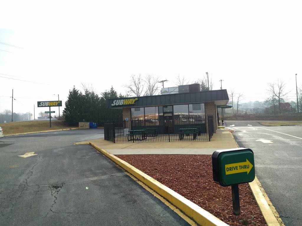 Subway Restaurants | restaurant | 801 Conover Blvd W, Conover, NC 28613, USA | 8286957827 OR +1 828-695-7827