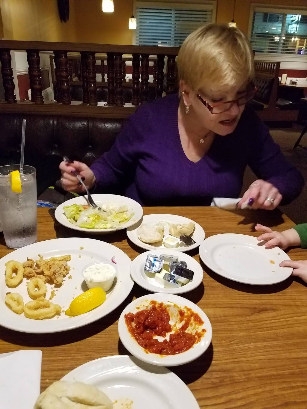 C & K Restaurant | restaurant | 3 E Broadway, Derry, NH 03038, USA | 6034329875 OR +1 603-432-9875