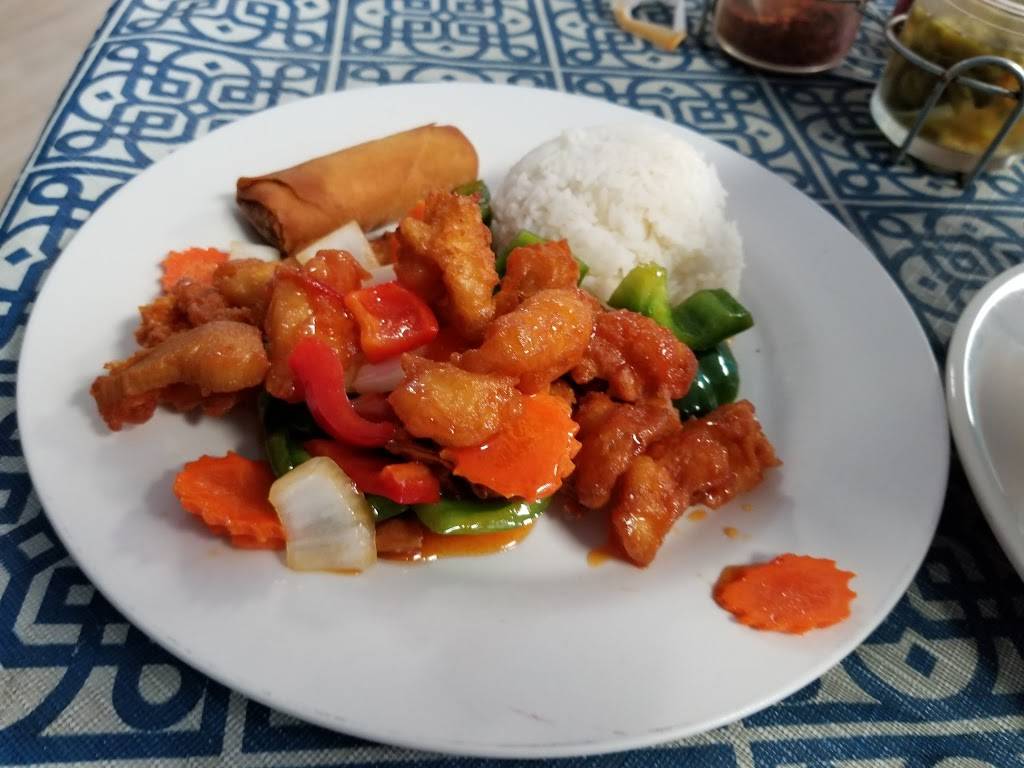 Queen of Thai Cuisine | restaurant | 14522 Crenshaw Blvd, Gardena, CA 90249, USA | 3103272844 OR +1 310-327-2844