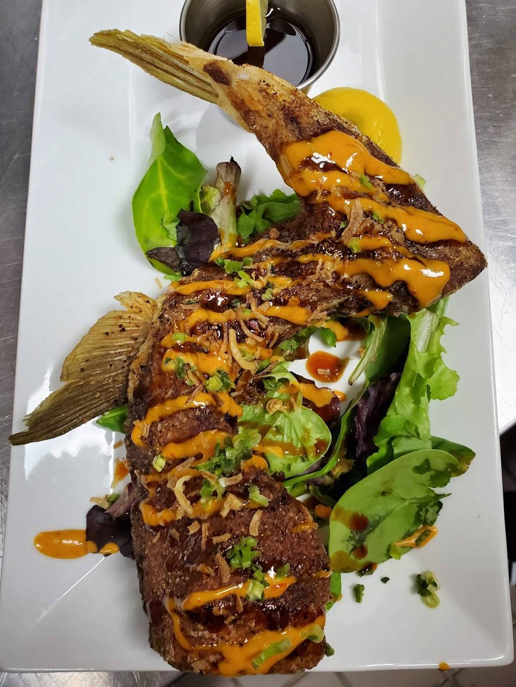 Shomi Sushi & Seafood | restaurant | 13680 Walsingham Rd, Largo, FL 33774, USA | 7274005535 OR +1 727-400-5535