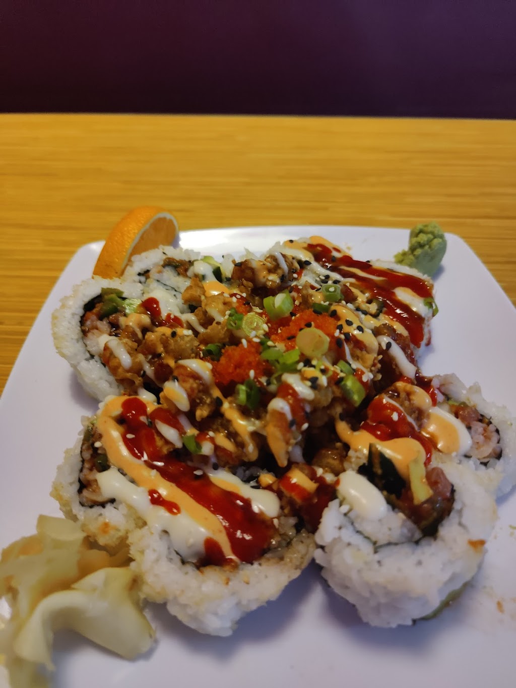Sumins Restaurant & Sushi Bar | restaurant | 298 S Broadway, Coos Bay, OR 97420, USA | 5412670119 OR +1 541-267-0119