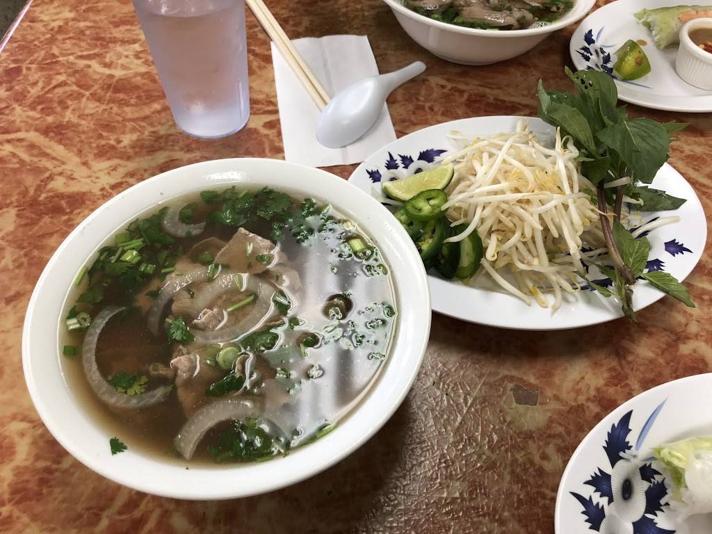 Old Saigon | restaurant | 971 Industry Dr, Tukwila, WA 98188, USA | 2065754678 OR +1 206-575-4678