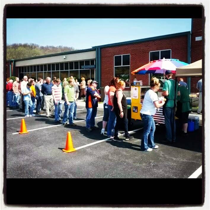 Street Eats (Seasonal) | restaurant | 227 E Main St, Johnson City, TN 37604, USA | 4233006364 OR +1 423-300-6364