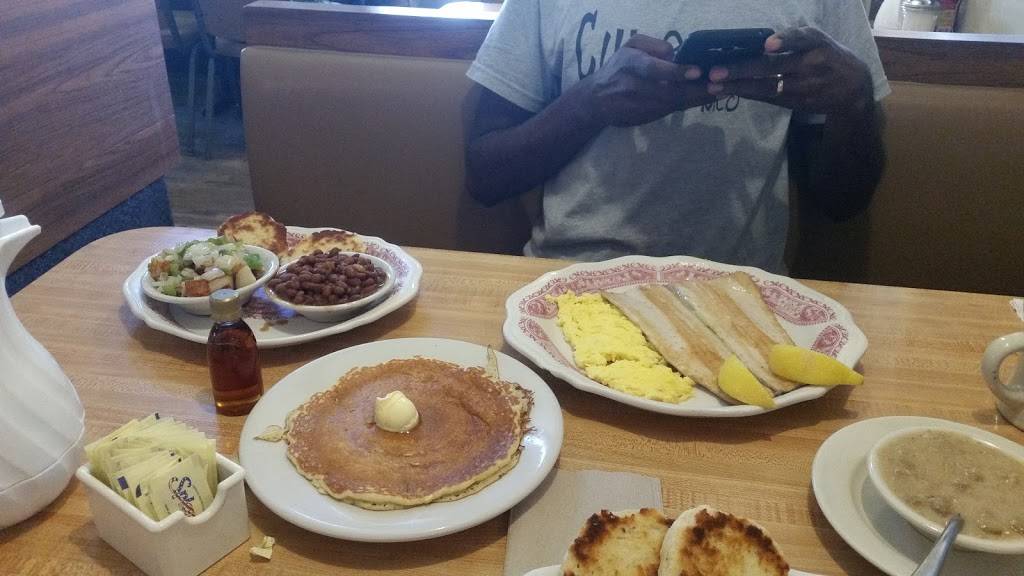 Augusta House of Pancakes | cafe | 100 Western Ave, Augusta, ME 04330, USA | 2076239775 OR +1 207-623-9775