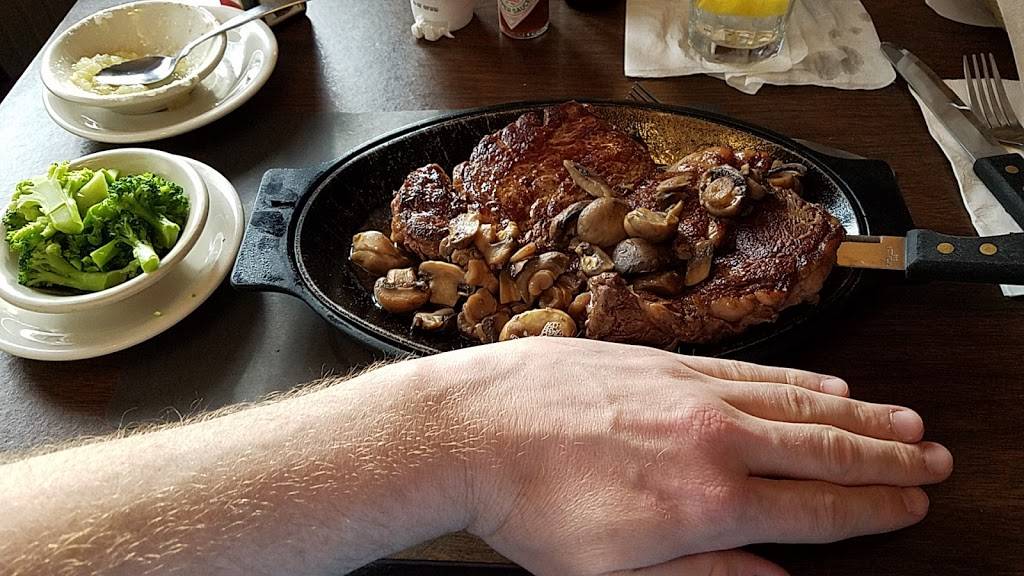 Glass Lounge Restaurant | restaurant | 4745 N Front St, Harrisburg, PA 17110, USA | 7172559919 OR +1 717-255-9919