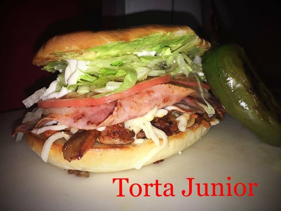 Tacos El Jarocho Veracruzano | restaurant | 1430 S New Braunfels Ave, San Antonio, TX 78210, USA | 2108527930 OR +1 210-852-7930