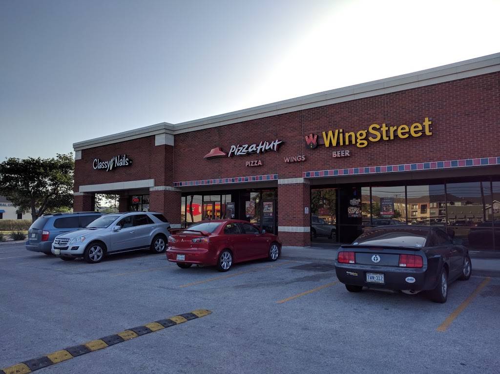 Pizza Hut | meal delivery | 6537 S Staples St #120, Corpus Christi, TX 78413, USA | 3619949494 OR +1 361-994-9494