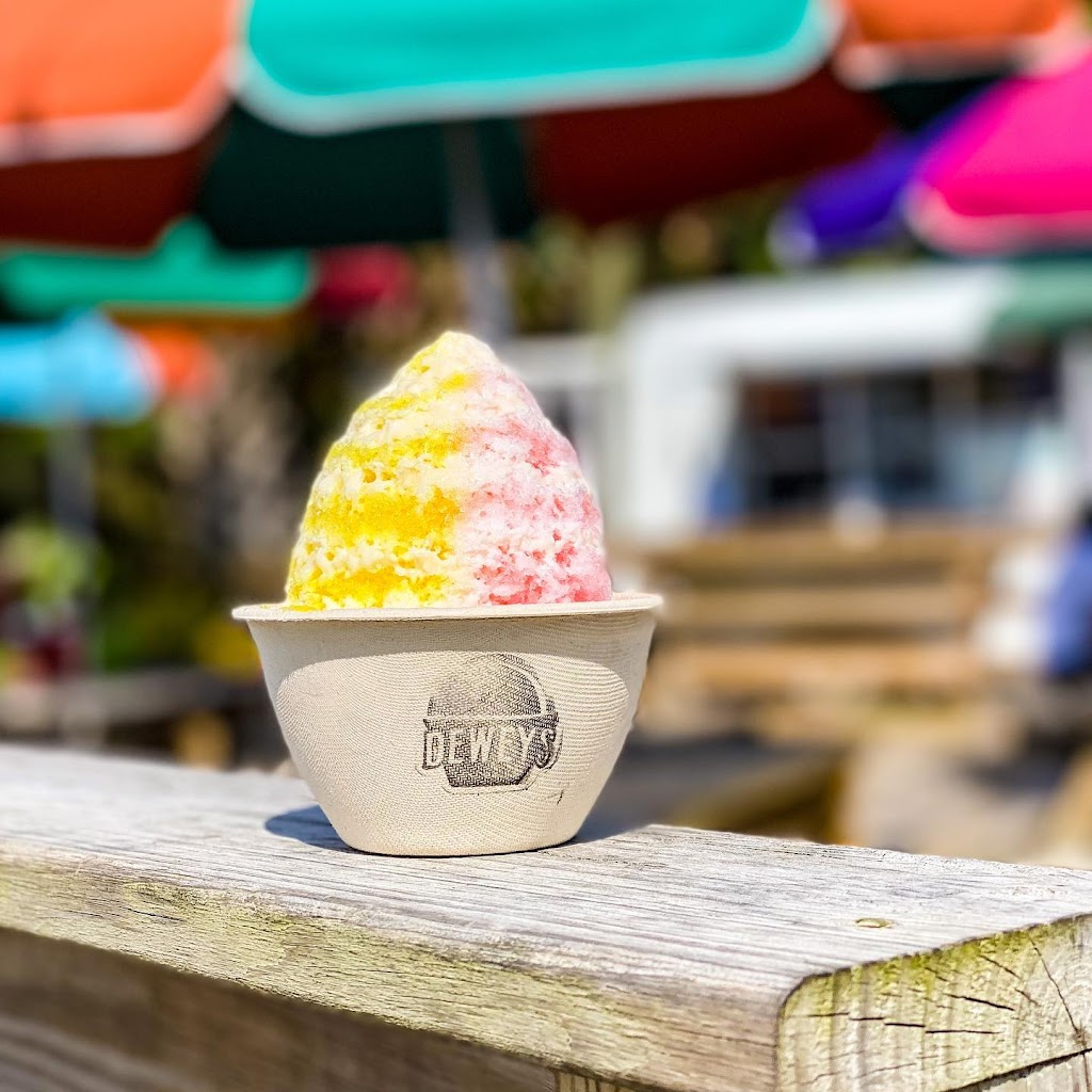 Dewey Destins Snoballs | restaurant | 9 Calhoun Ave, Destin, FL 32541, USA | 8508377575 OR +1 850-837-7575