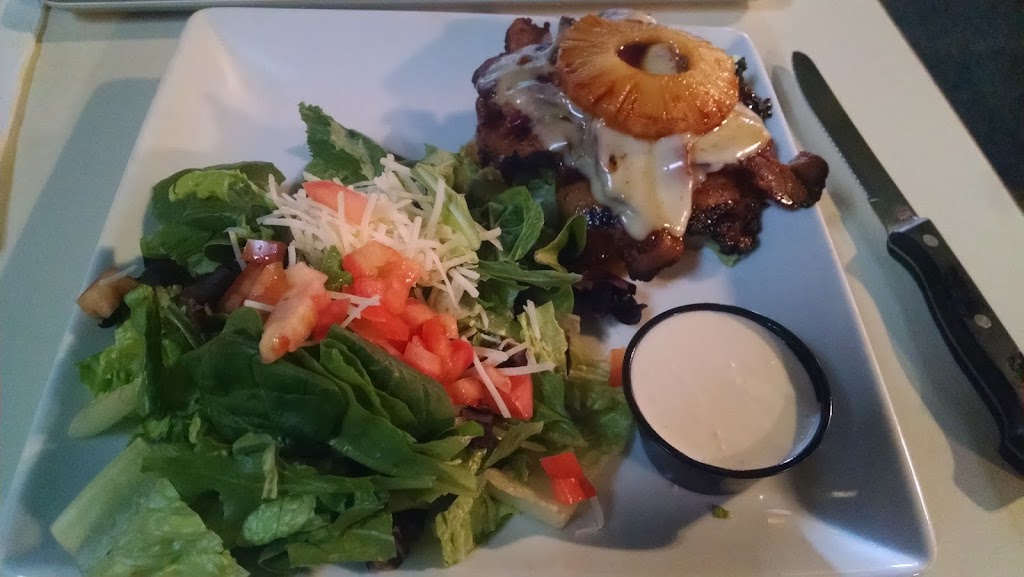 Sportsmans Bar & Grill | restaurant | 205 E Main Ave, Chewelah, WA 99109, USA | 5099356309 OR +1 509-935-6309