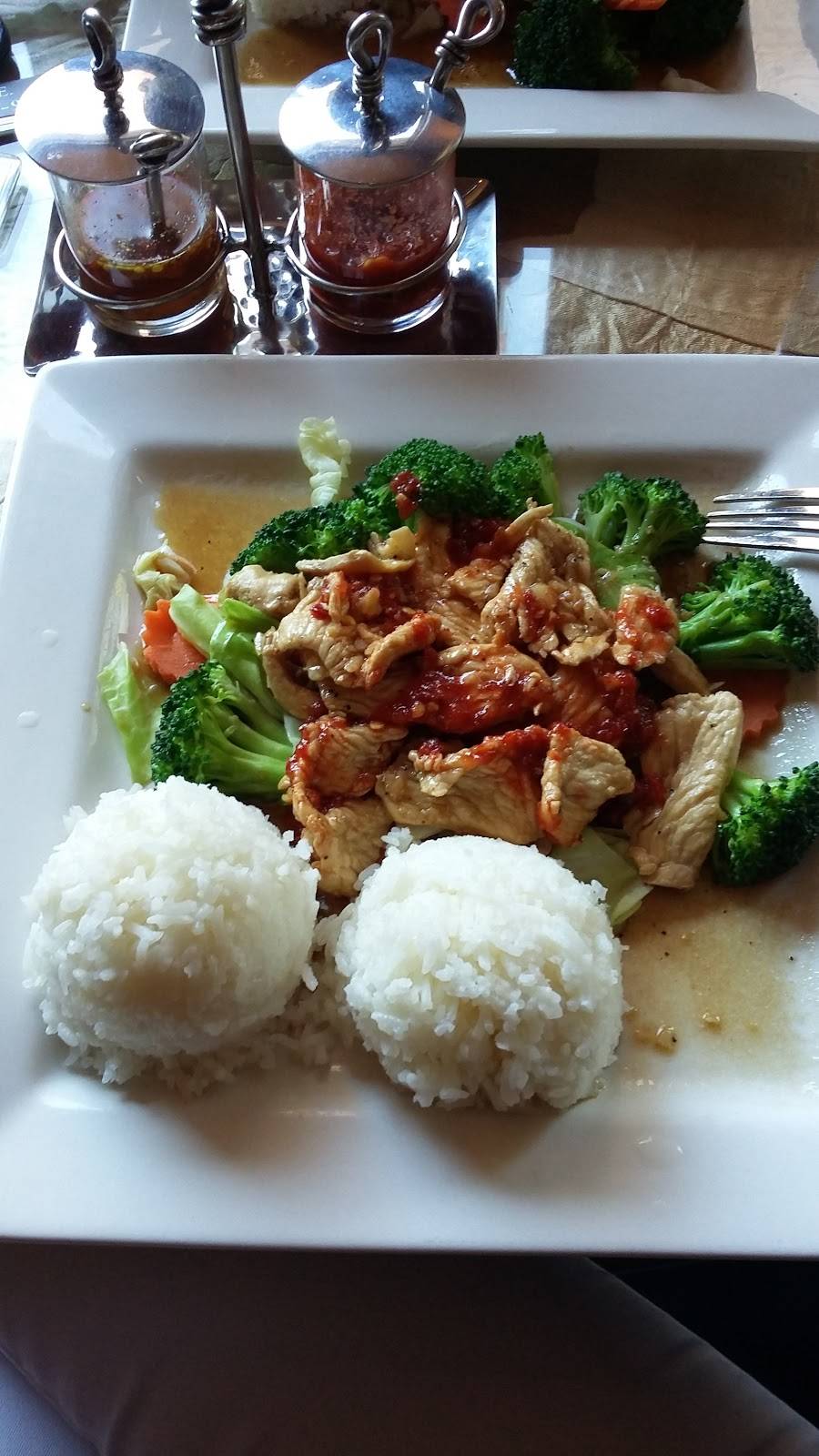 Kinara | restaurant | 1126 SW 18th Ave, Portland, OR 97205, USA | 5032275161 OR +1 503-227-5161