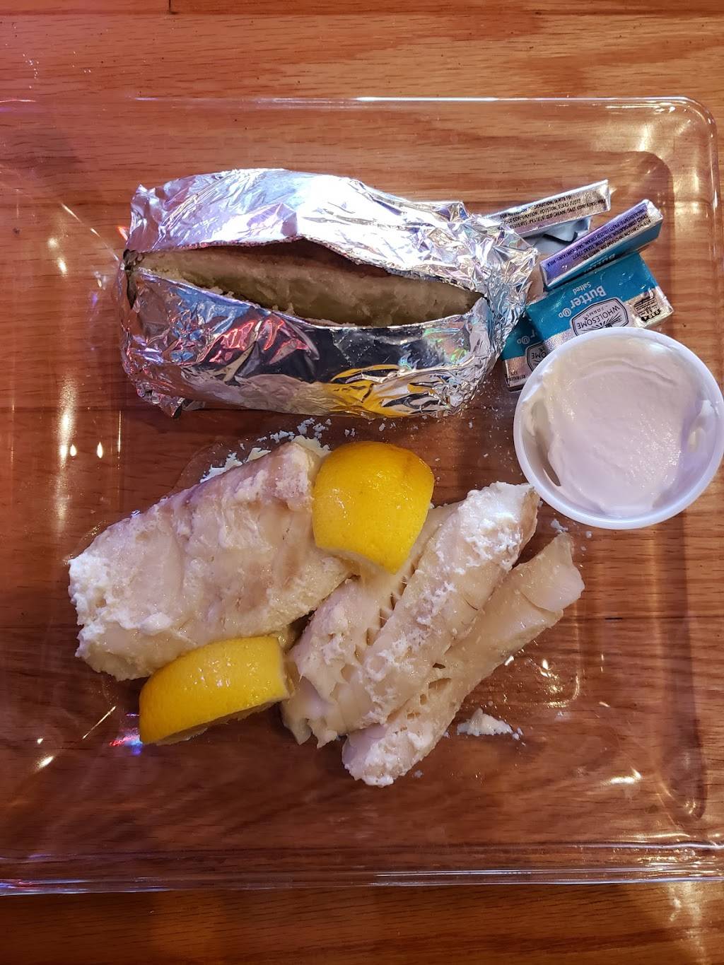 Chubz Pub & Grub | restaurant | 120 E Main St, Warren, IL 61087, USA | 8157453333 OR +1 815-745-3333