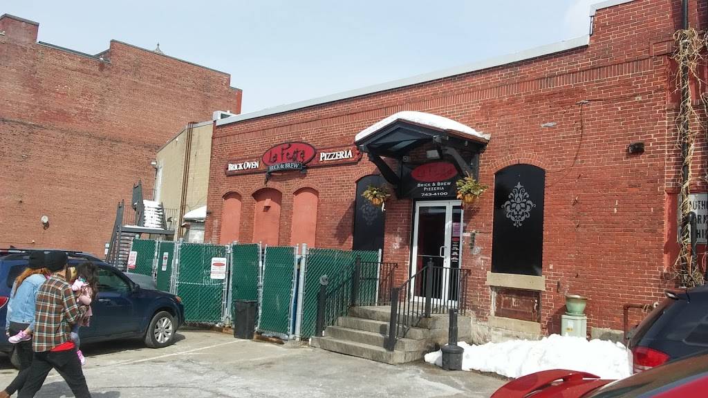 La Festa Brick & Brew | restaurant | 300 Central Ave, Dover, NH 03820, USA | 6037434100 OR +1 603-743-4100