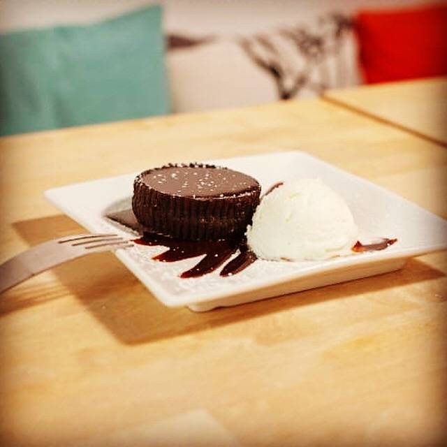 Mio’s Grill & Cafe | restaurant | 119 2nd St N, St. Petersburg, FL 33701, USA | 7274988627 OR +1 727-498-8627