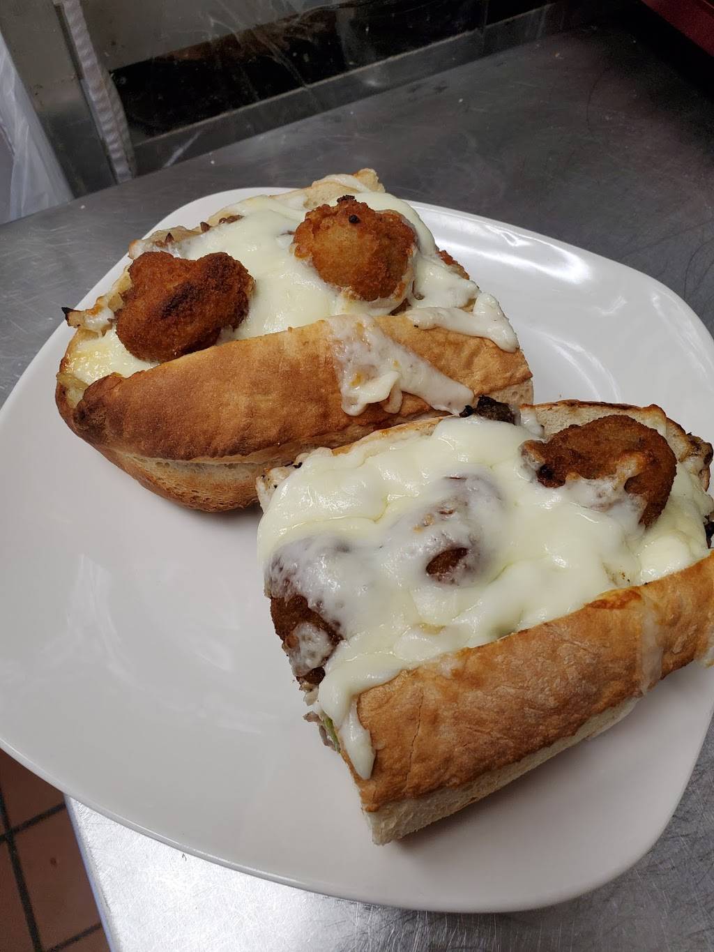 Big Mikes Pizza | restaurant | 1939 S Tamiami Trail, Venice, FL 34293, USA | 9413035805 OR +1 941-303-5805