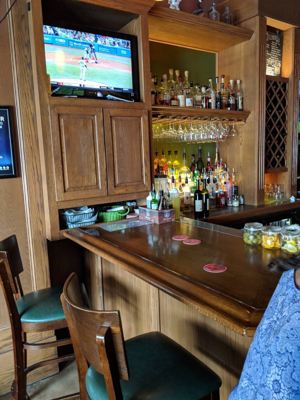 The Olive Bar | restaurant | 9 School St, Unionville, CT 06085, USA | 8606758585 OR +1 860-675-8585