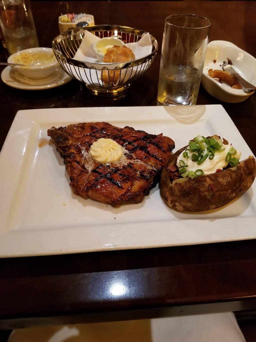 Vic Stewarts | restaurant | 2270 Balfour Rd, Brentwood, CA 94513, USA | 9252402828 OR +1 925-240-2828