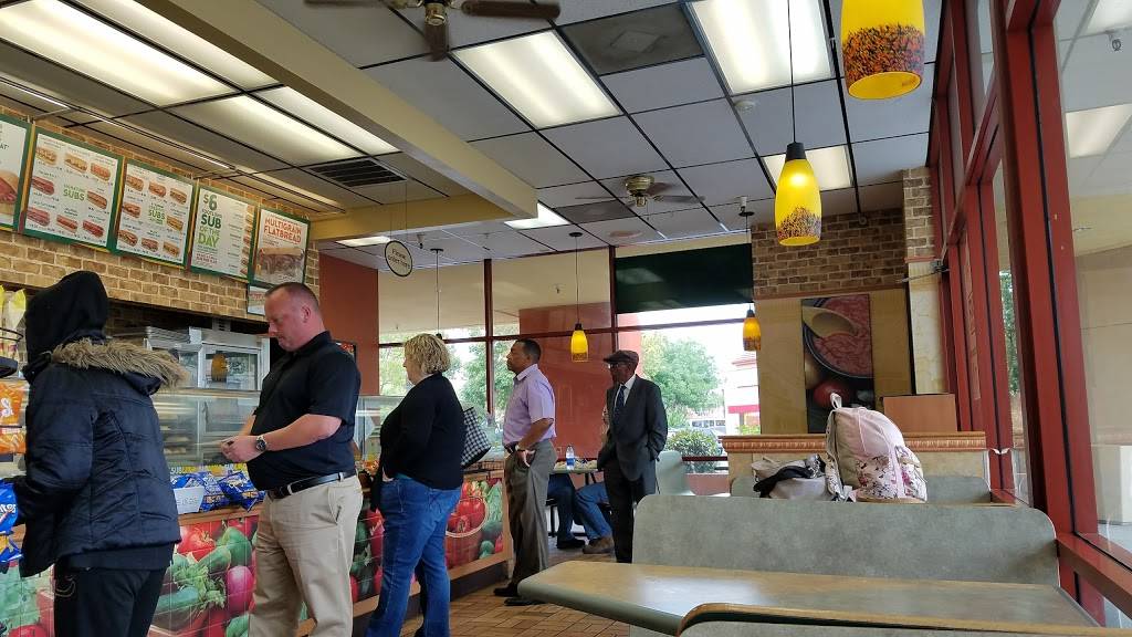 Subway | restaurant | 4211 Norwood Ave Space A-2 Norwood Shopping Center, Sacramento, CA 95838, USA | 9169209009 OR +1 916-920-9009