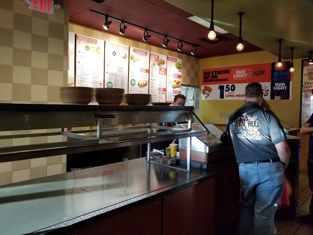 Mazzios Italian Eatery | meal delivery | 624 W 6th Ave, Stillwater, OK 74074, USA | 4053722222 OR +1 405-372-2222