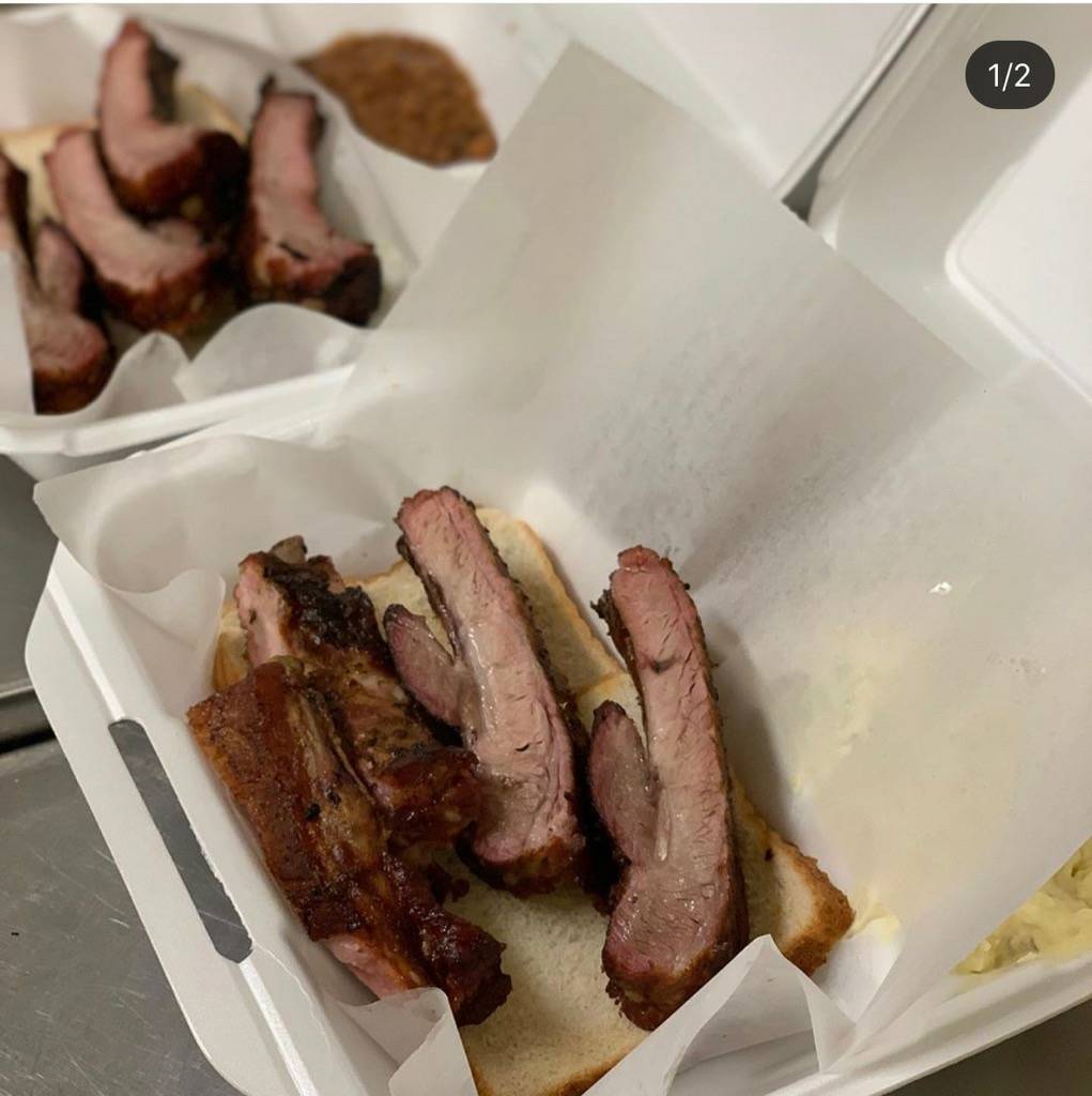 Sofias St. Louis Style BBQ & Fish | restaurant | 23640 N St #758, March Air Reserve Base, CA 92518, USA | 9514456696 OR +1 951-445-6696