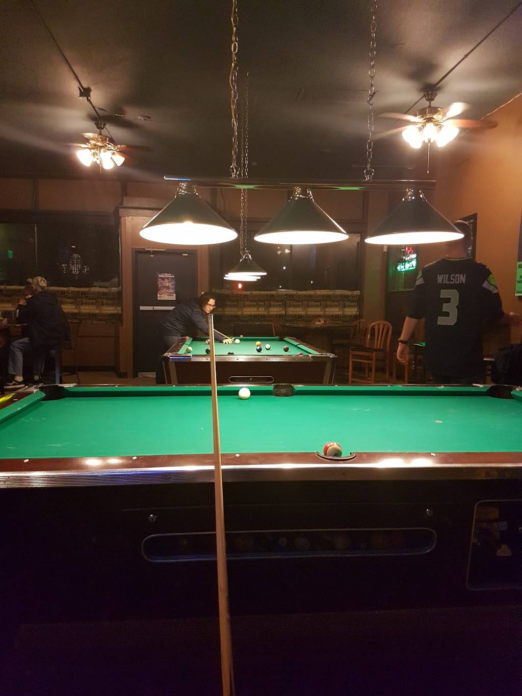 Twin Foxes | night club | 2718 Hewitt Ave, Everett, WA 98201, USA | 4252492299 OR +1 425-249-2299