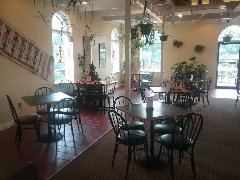 Wings Olé | restaurant | 1125 University Ave, Morgantown, WV 26505, USA | 3042964486 OR +1 304-296-4486