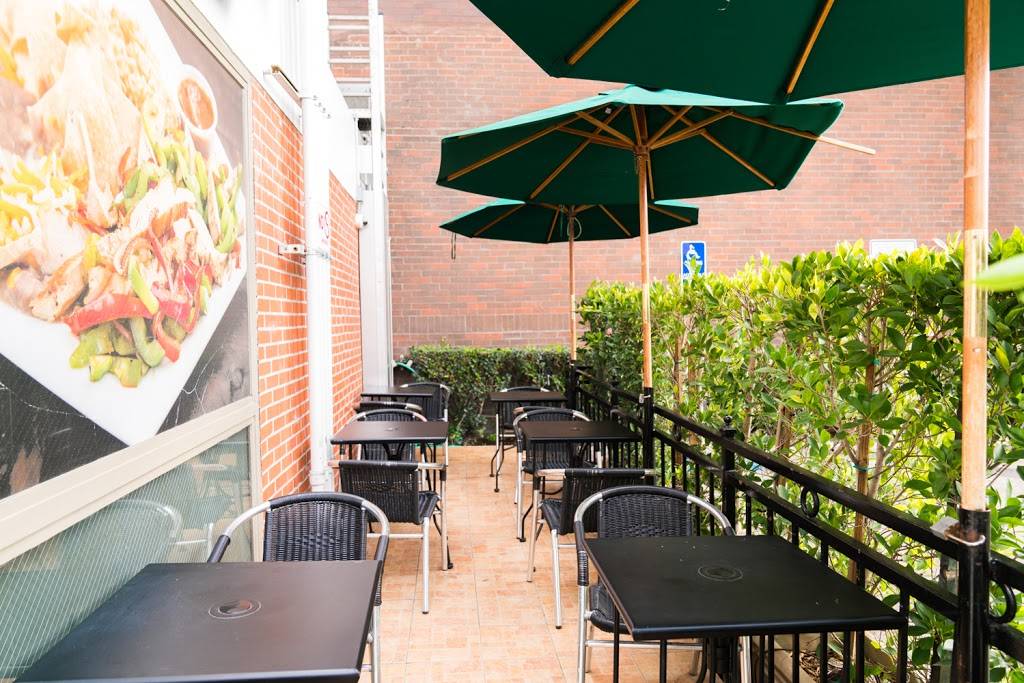 The Corner Deli & Grill | meal takeaway | 1660 S Sepulveda Blvd, West Los Angeles, CA 90025, USA | 3104775760 OR +1 310-477-5760