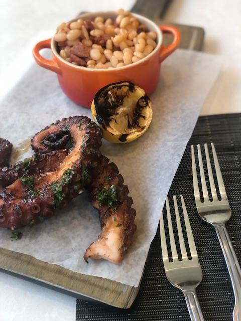 Kitchen On San Fernando | restaurant | 401 S San Fernando Blvd, Burbank, CA 91502, USA | 8185097964 OR +1 818-509-7964