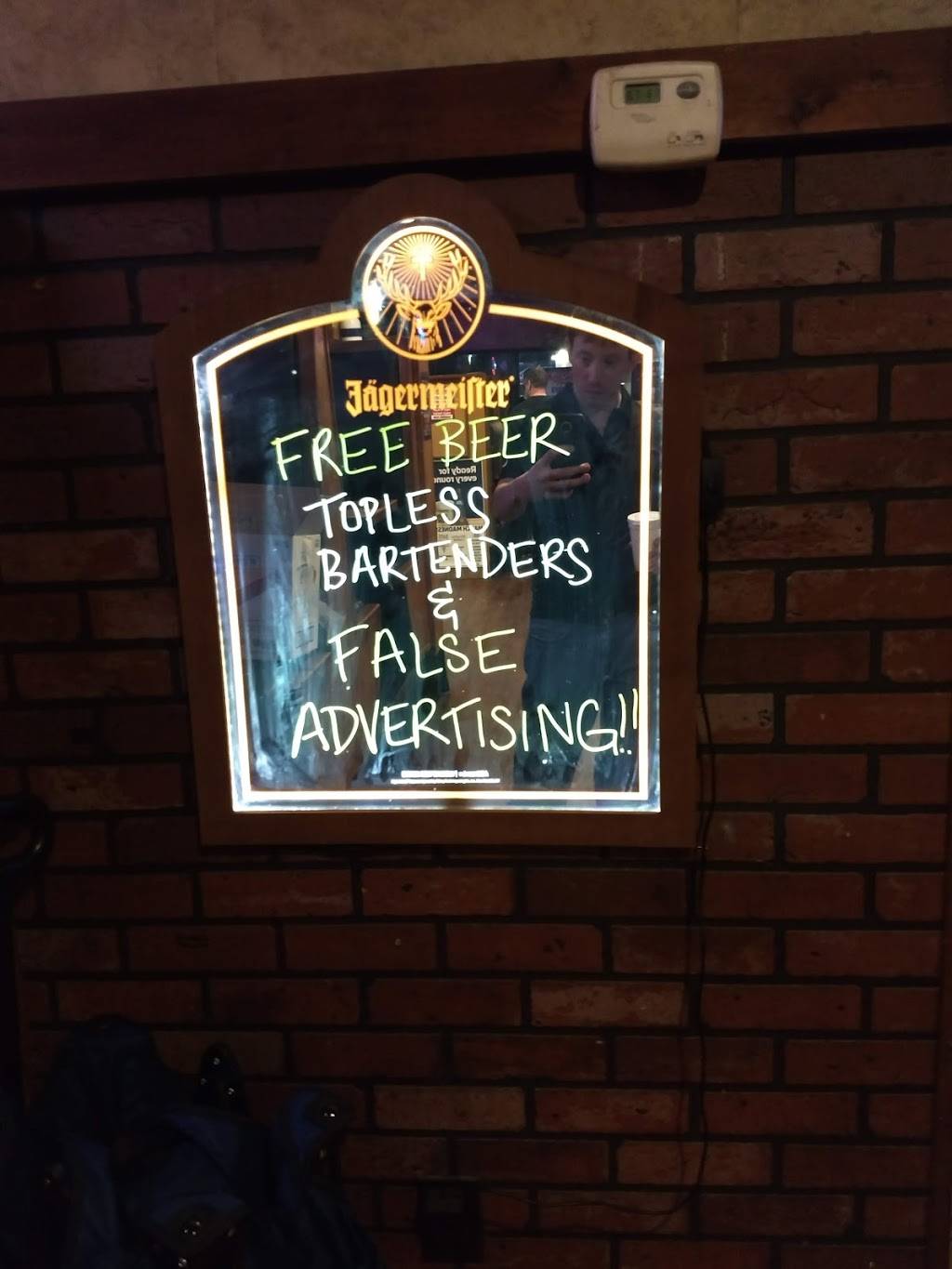 The Derby Sports Bar | restaurant | 7716 Spalding Dr, Norcross, GA 30092, USA | 7704482833 OR +1 770-448-2833