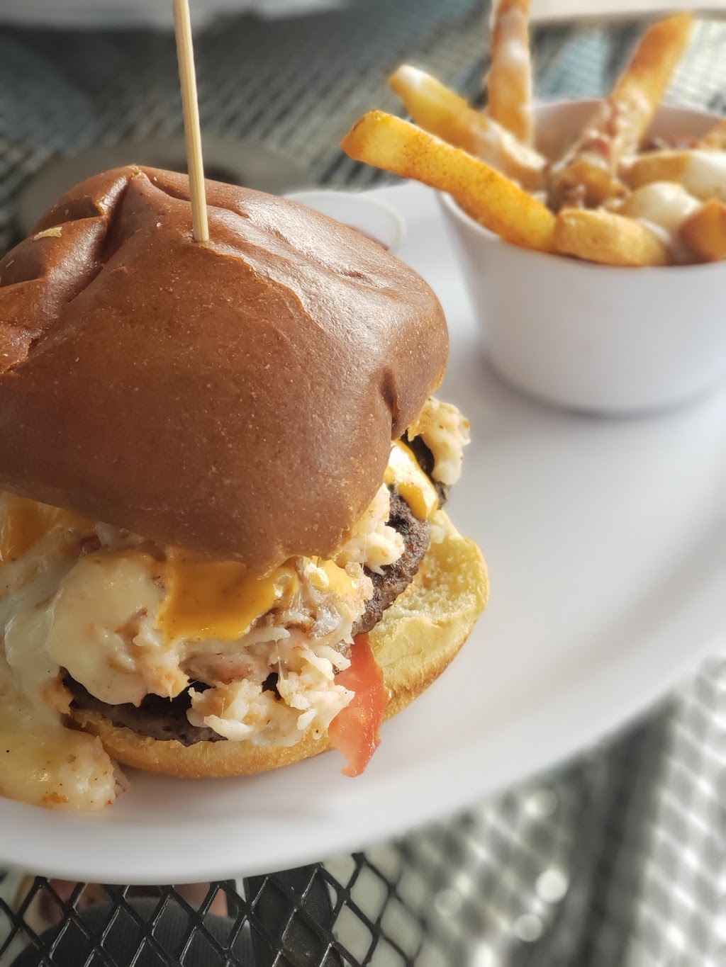 Slapfish | restaurant | 801 Pooler Pkwy, Pooler, GA 31322, USA | 9124461234 OR +1 912-446-1234