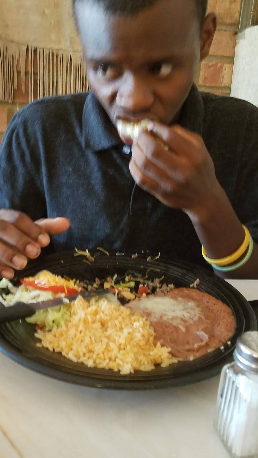 El Ranchito | restaurant | 227 N Church Ave, Henderson, TN 38340, USA | 7319897373 OR +1 731-989-7373