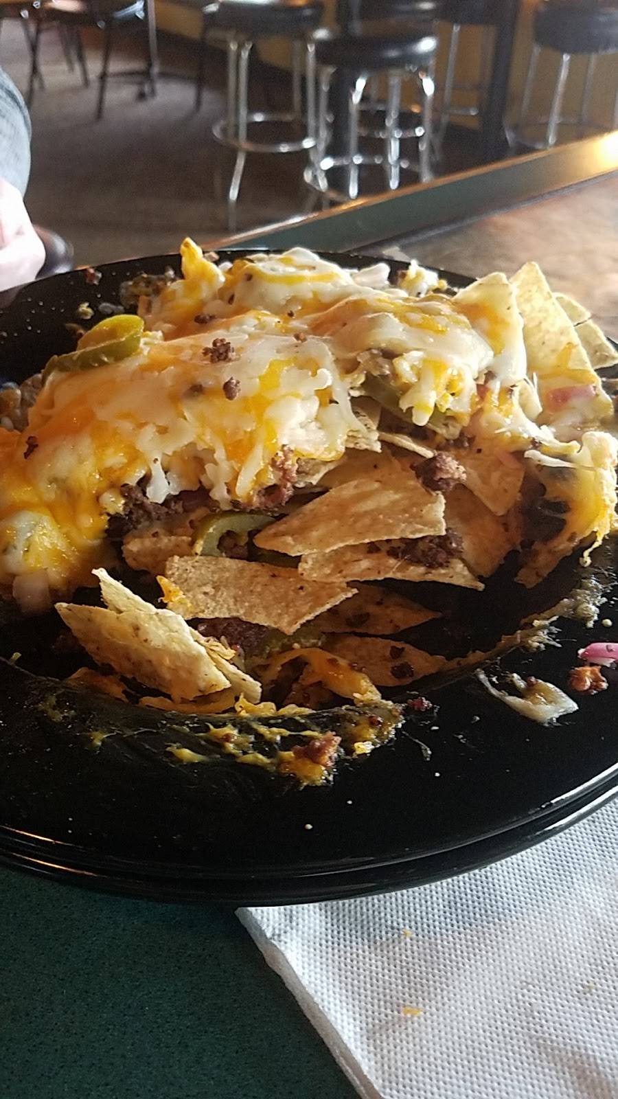 Lazy Oaf Lounge | night club | 1617 N Stoughton Rd, Madison, WI 53704, USA | 6084410370 OR +1 608-441-0370