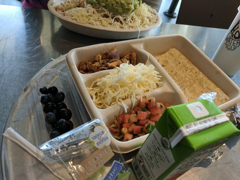 Chipotle Mexican Grill | restaurant | 3900 Hillsboro Pike Ste 28, Nashville, TN 37215, USA | 6152929199 OR +1 615-292-9199