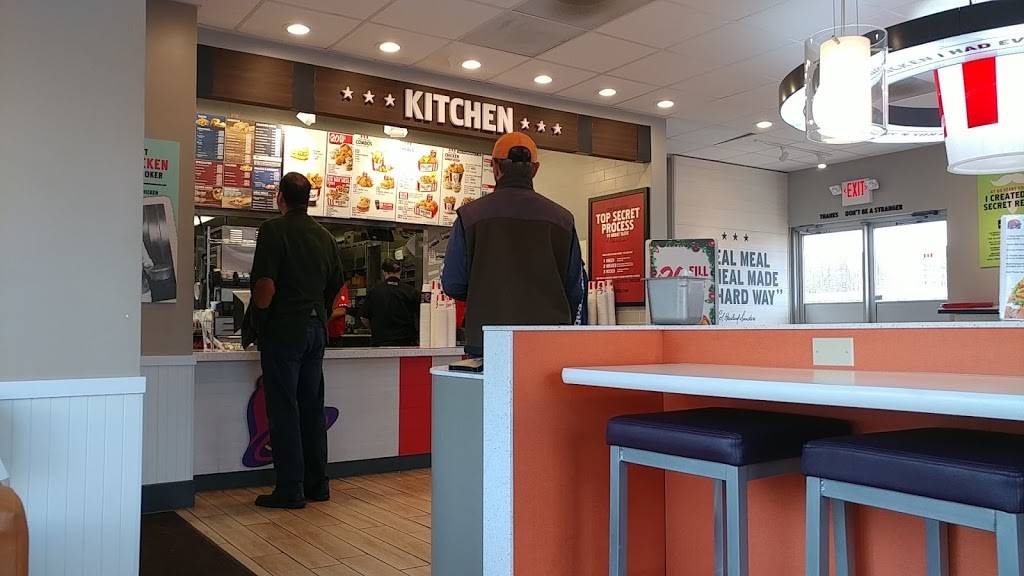 KFC | restaurant | 605 W C St, Silverton, OR 97381, USA | 5038738939 OR +1 503-873-8939