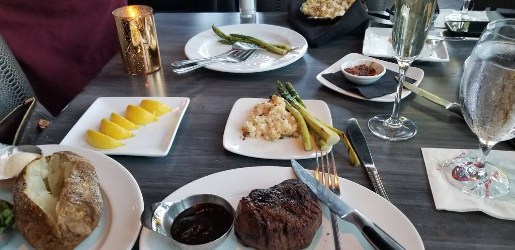 Nick & Sams Grill | restaurant | 8111 Preston Rd, Dallas, TX 75225, USA | 2143791111 OR +1 214-379-1111