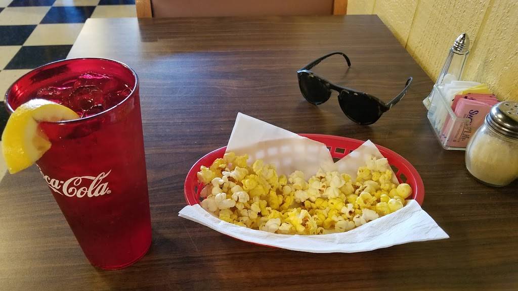 Perini Pizza | restaurant | 308 N Main St, Farmville, VA 23901, USA | 4343158809 OR +1 434-315-8809