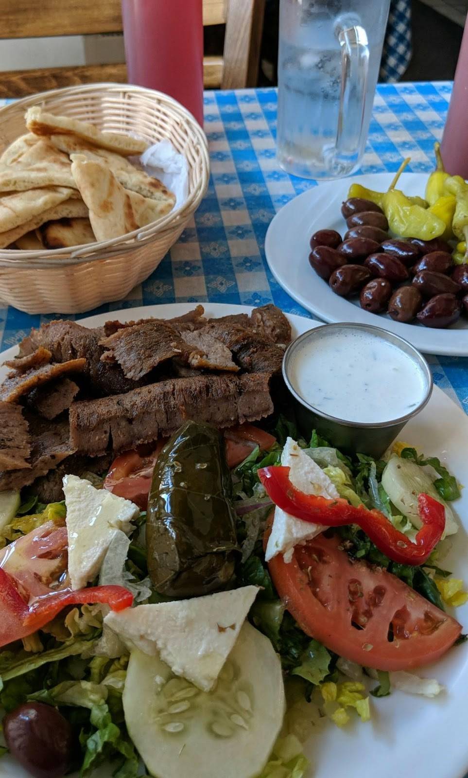 Plaka | restaurant | 406 86th St, Brooklyn, NY 11209, USA | 7186803056 OR +1 718-680-3056