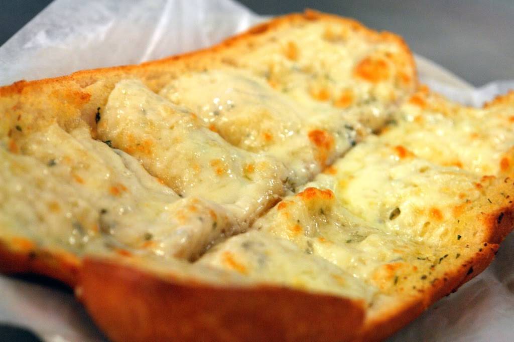 Bella Napoli Pizza-Stratford | restaurant | 1112 Barnum Ave, Stratford, CT 06614, USA | 2033757700 OR +1 203-375-7700