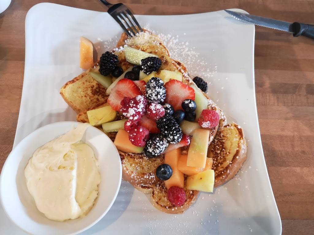 Dejeuner Cosmopolitain | restaurant | 7600 Boulevard Viau, Saint-Léonard, QC H1S 2P3, Canada | 5145965656 OR +1 514-596-5656