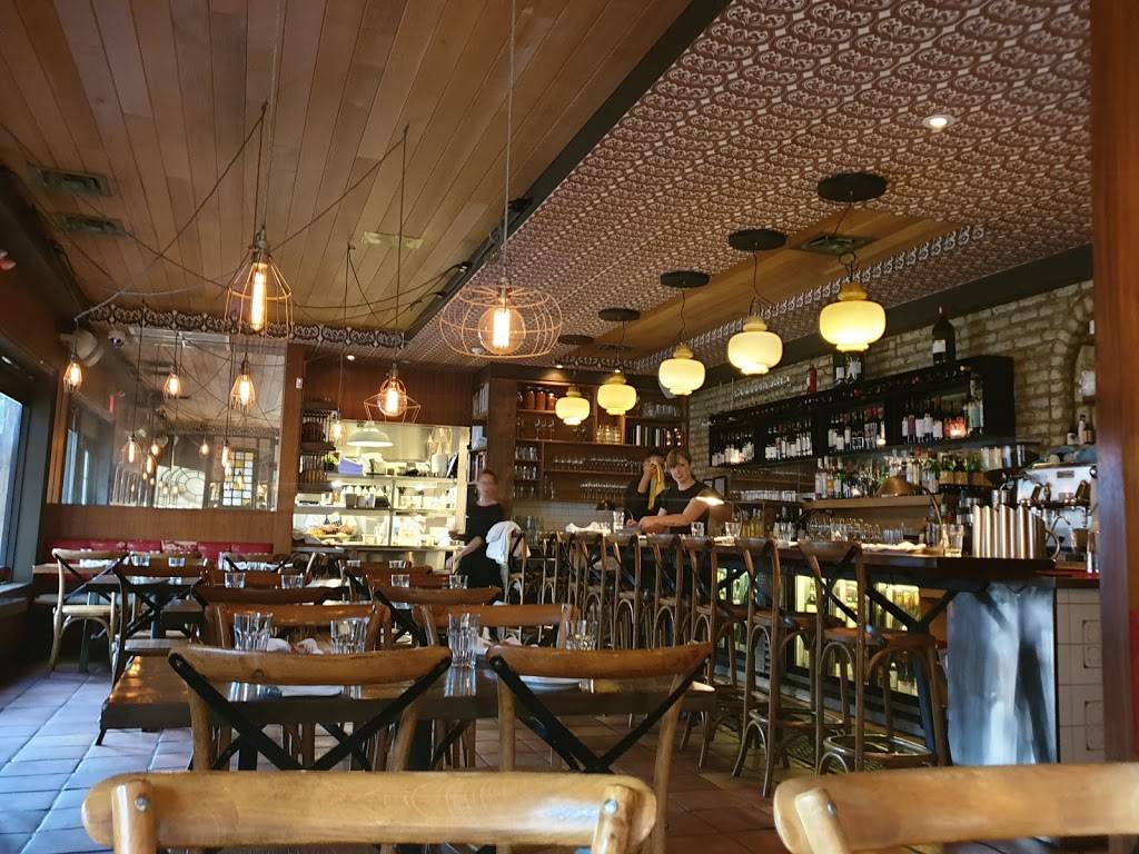 Enoteca Sociale | restaurant | 1288 Dundas St W, Toronto, ON M6J 1X7, Canada | 4165341200 OR +1 416-534-1200