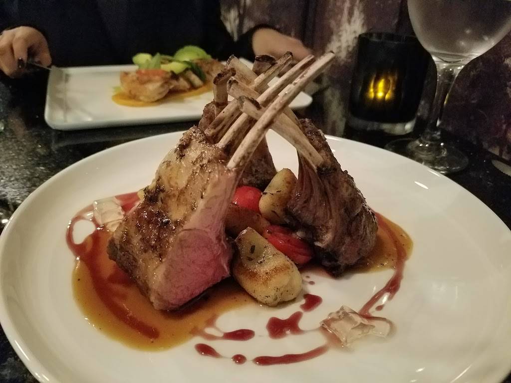 twentytwenty Grille | restaurant | 141 Via Naranjas #45, Boca Raton, FL 33432, USA | 5619907969 OR +1 561-990-7969