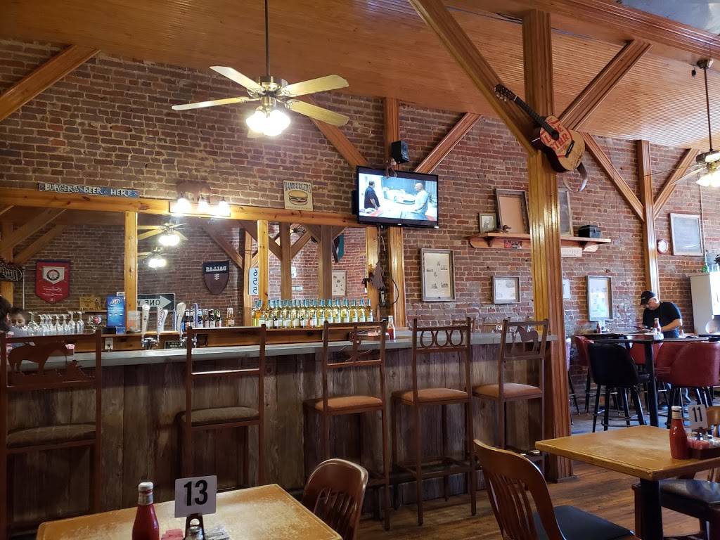 West Station Road House | restaurant | 128 N Main St, West, TX 76691, USA | 2548267600 OR +1 254-826-7600