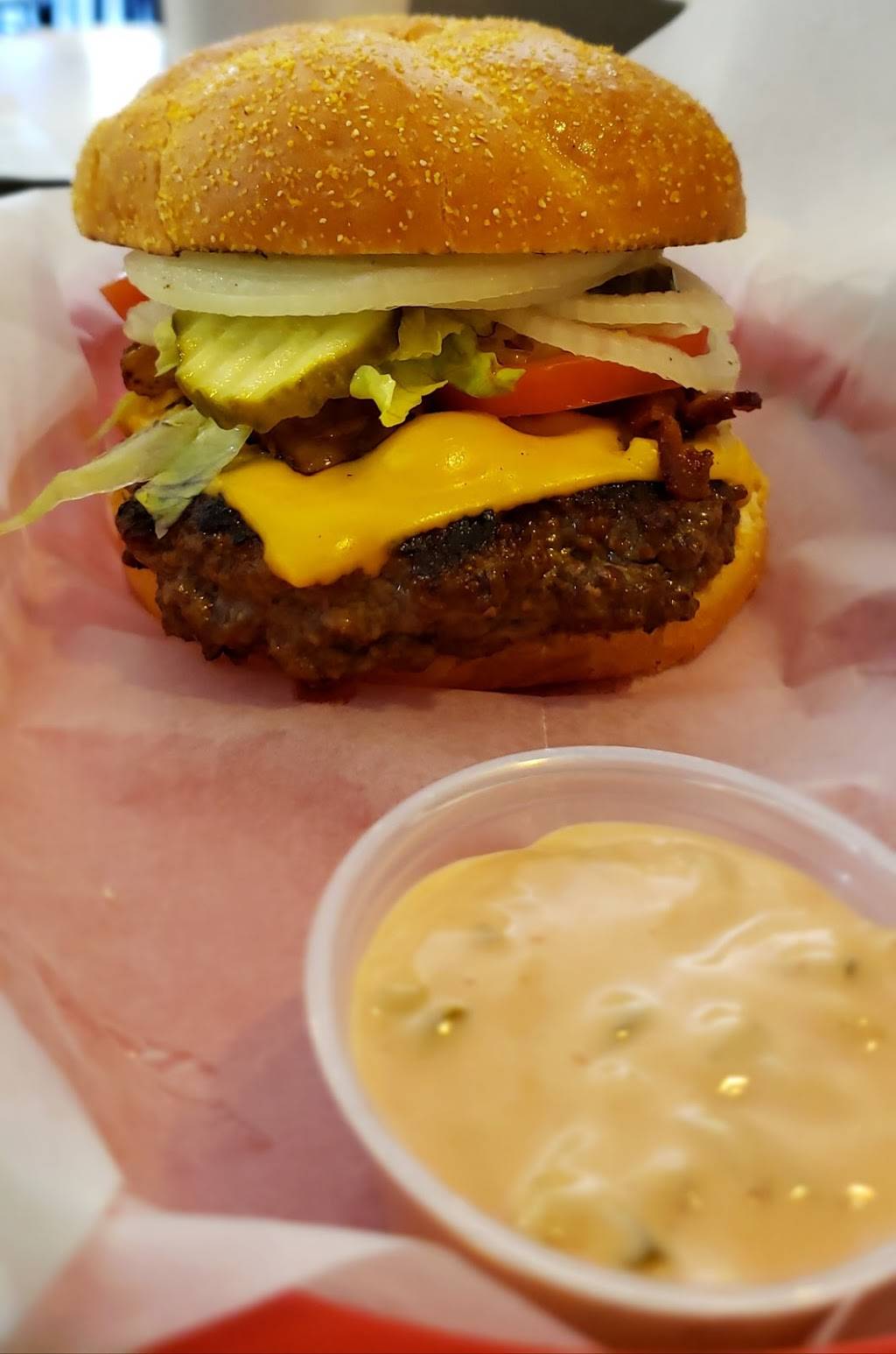 Ye Olde Sandwich Shoppe | restaurant | 124 N Townville St, Seneca, SC 29678, USA | 8648823006 OR +1 864-882-3006